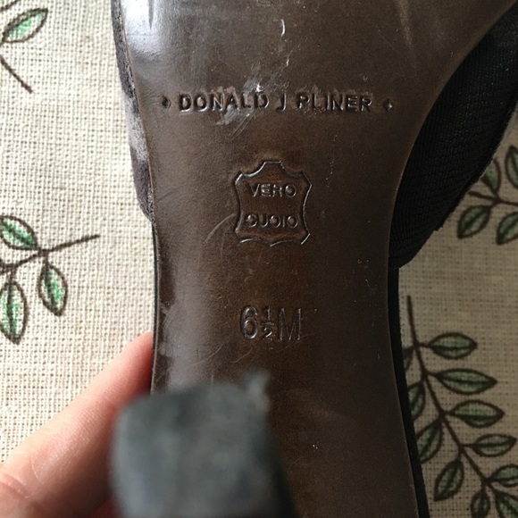 - Donald Pliner Suede Leather Black/gray Zeb… - Picture 6 of 6